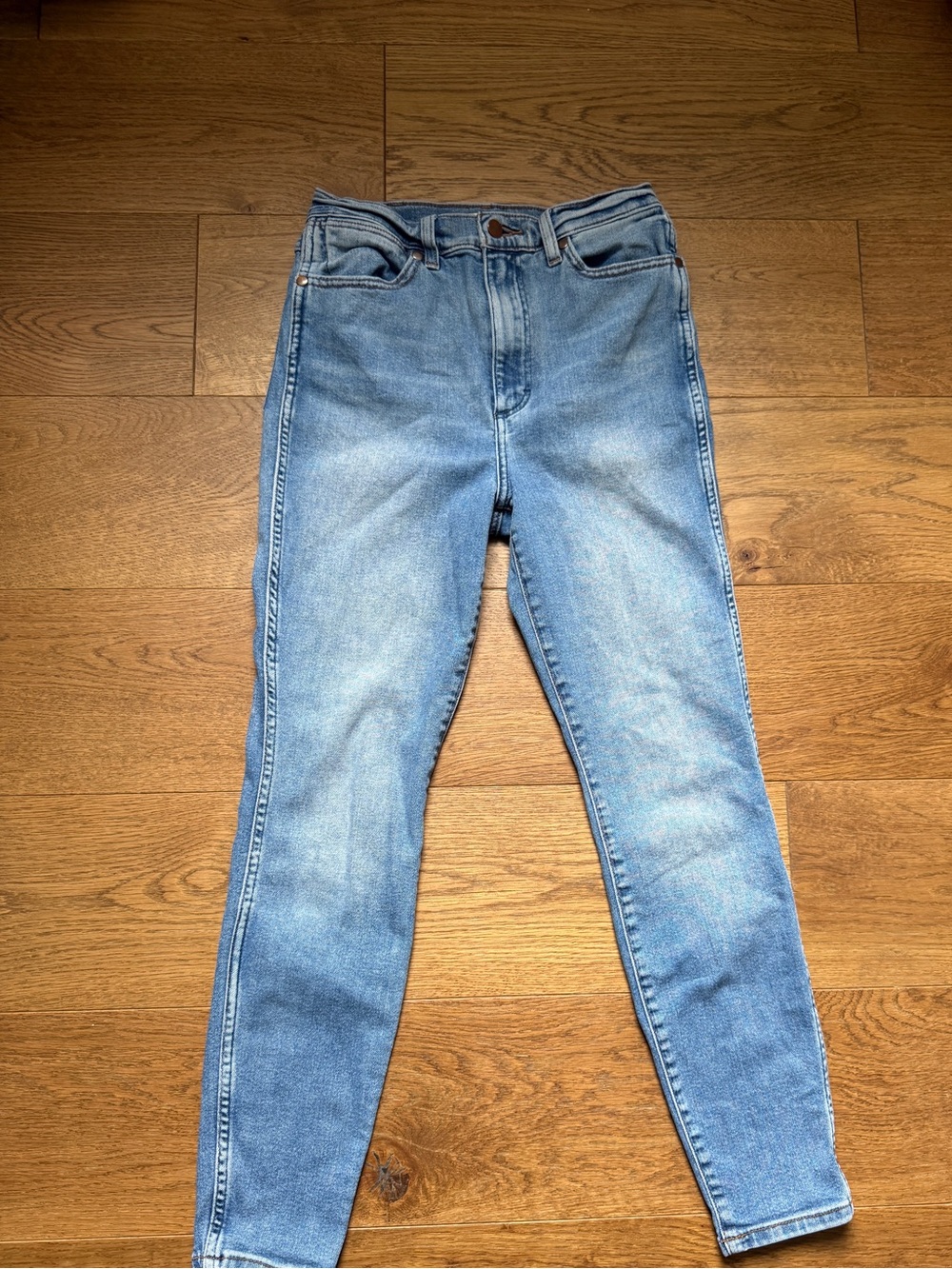 Wrangler high-rise skinny light wash denim jeans size 26